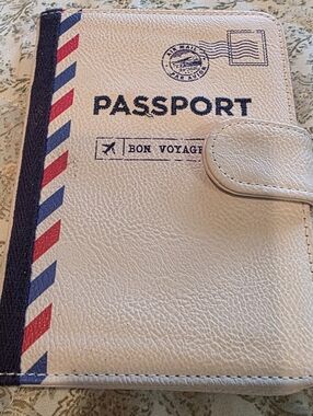 Passport Travel Wallet - BON VOYAGE Design in Cream
